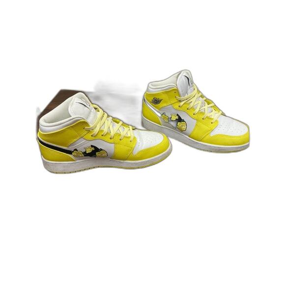 Nike Air Jordan 1 Mid SE GS Floral Rose Patch | Mercari Jordan 1 Dynamic Yellow/ Rose Patch Size 6Y